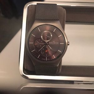 Watch needs new battery